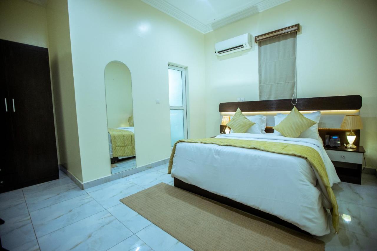 Apartment 79 Hotel & Suite Ikeja Exterior foto